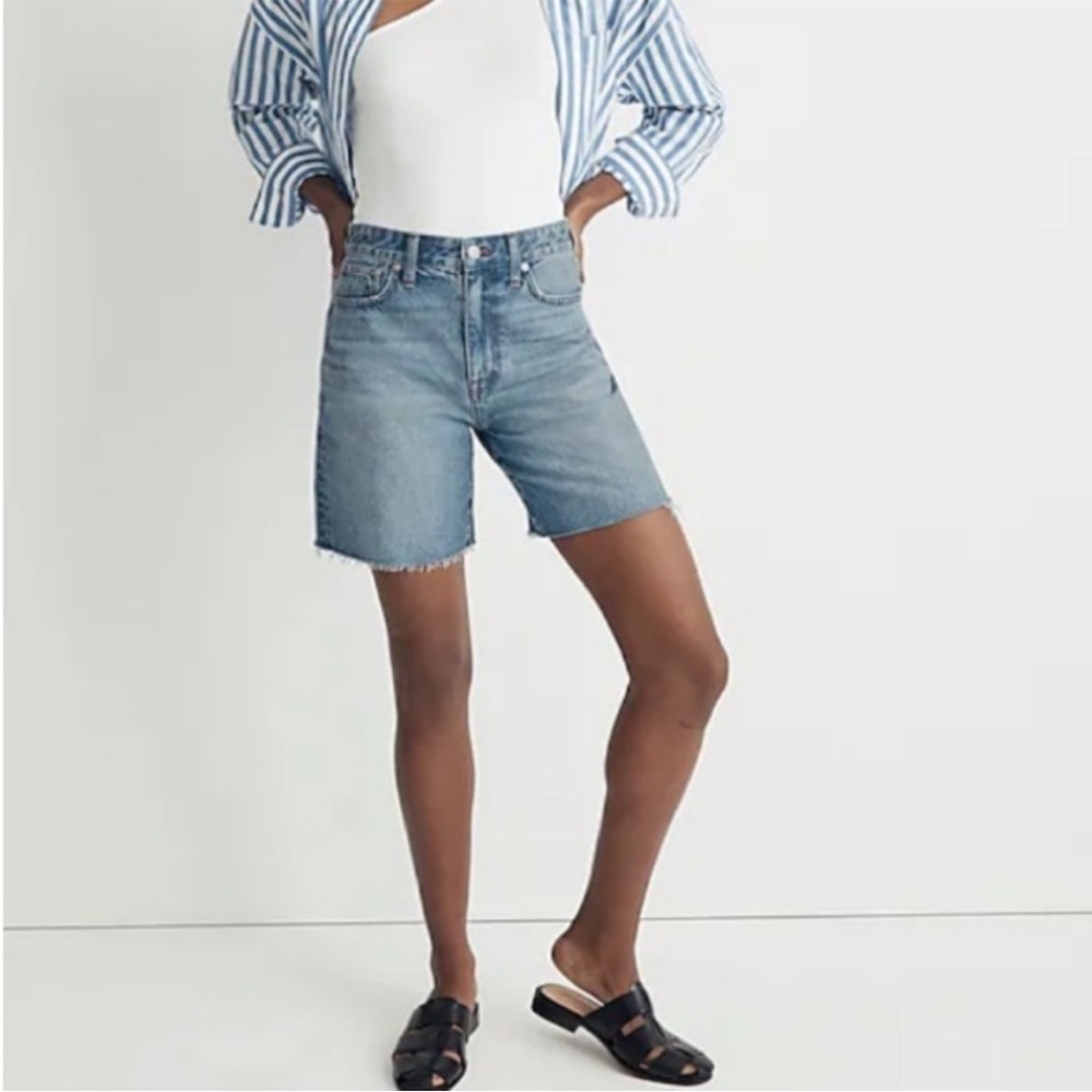 Madewell Baggy Jean Shorts Light Wash